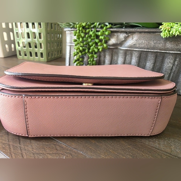 Kate Spade Laurel Way Large Carsen Crossbody In Dusty Peony Saffiano Leather - Picture 7 of 9